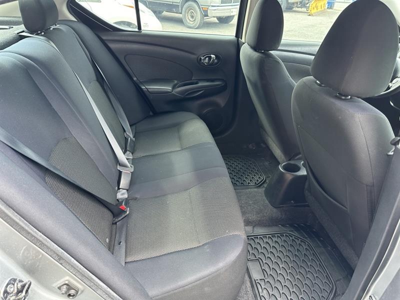 Nissan Versa 12