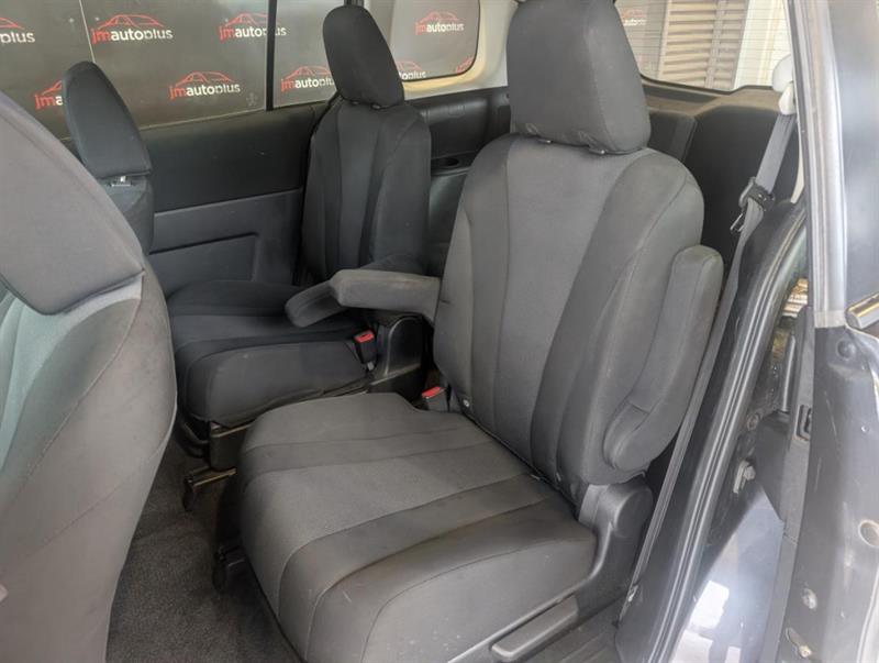 mazda Mazda5 2015 - 17