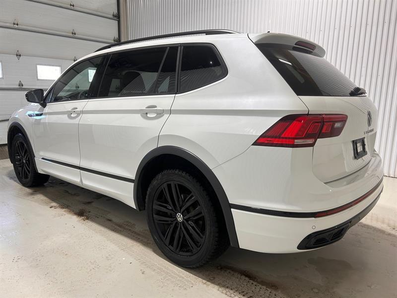 2022 Volkswagen Tiguan - Image 10