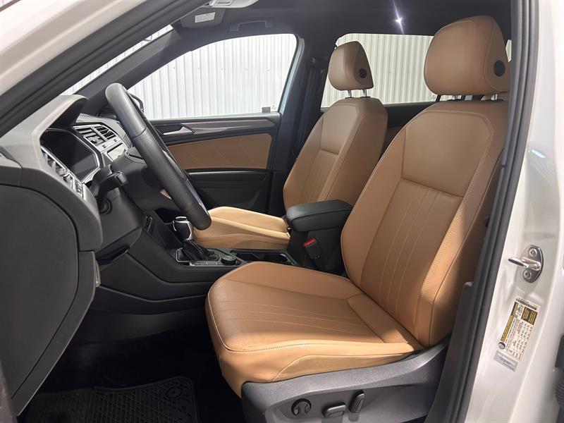 2022 Volkswagen Tiguan - Image 12