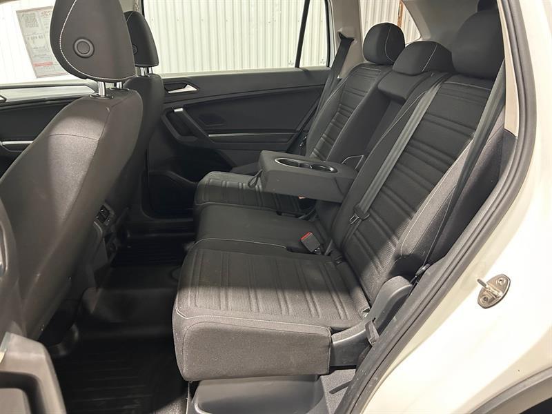 2022 Volkswagen Tiguan - Image 15