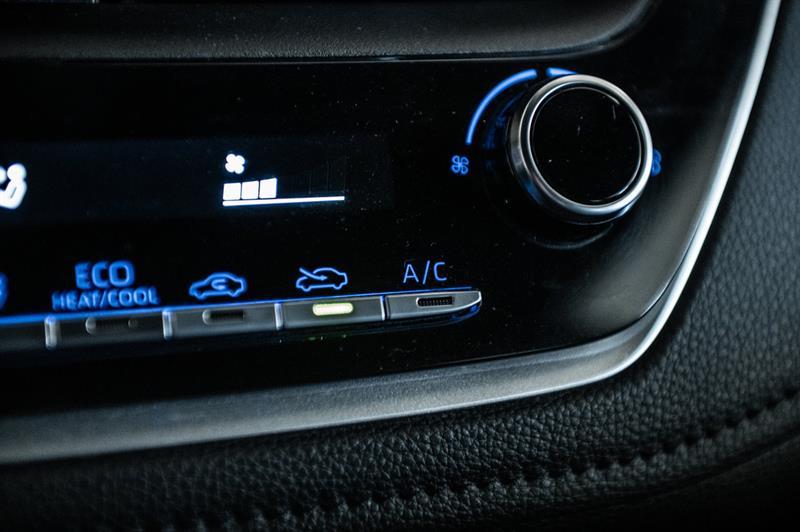 2021 Toyota Corolla - Image 30