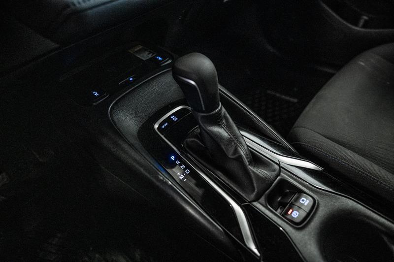 2021 Toyota Corolla - Image 32