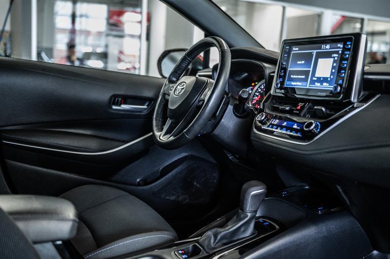 2021 Toyota Corolla - Image 38