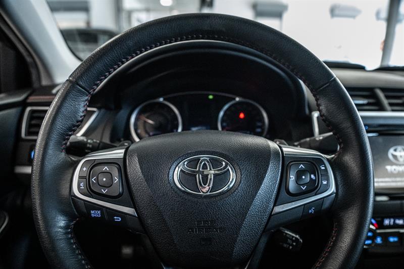 2015 Toyota Camry - Image 24