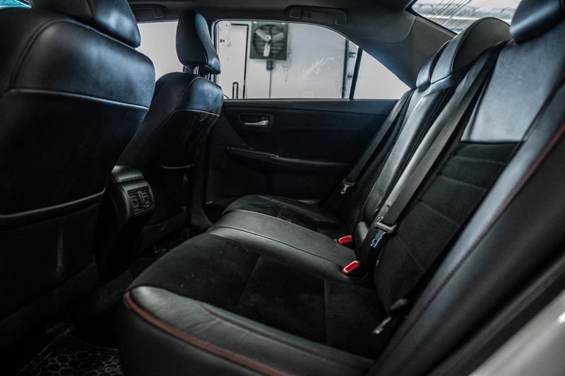 2015 Toyota Camry - Image 34