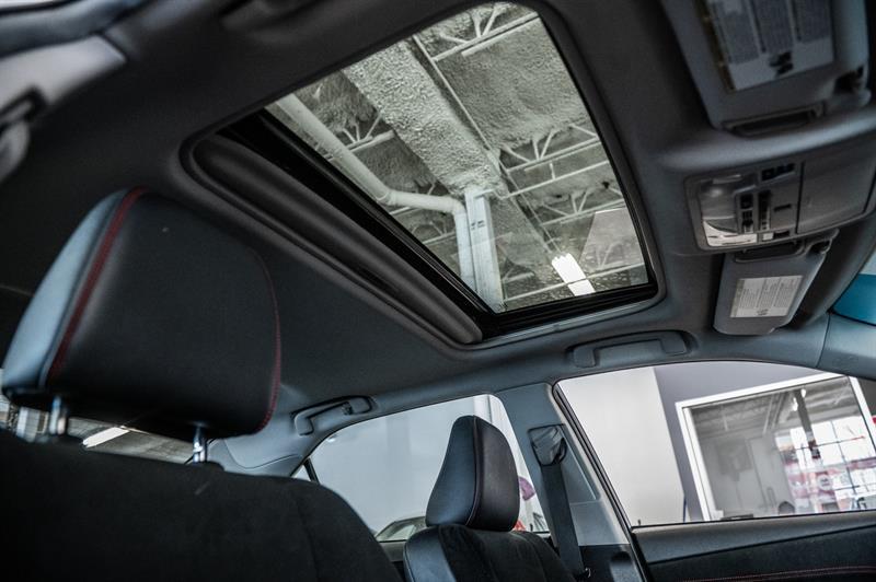 2015 Toyota Camry - Image 40