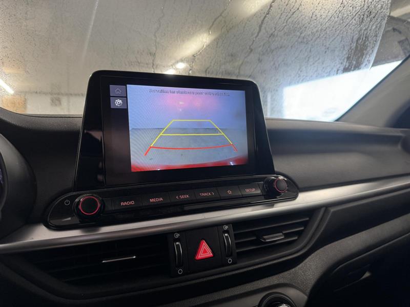 kia Forte5 2023 - 13