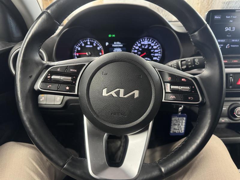 kia Forte5 2023 - 15