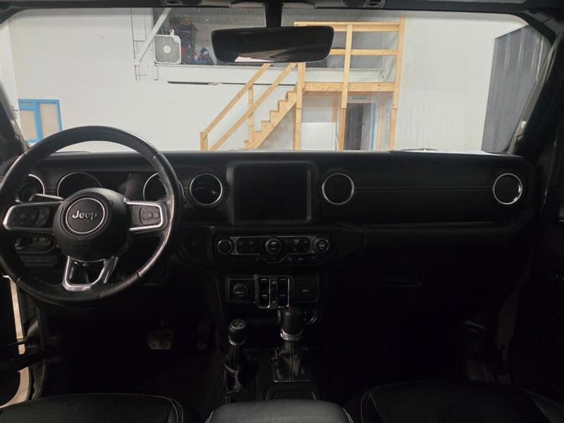 jeep Wrangler 2022 - 13