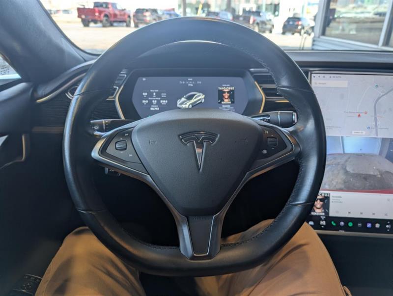 tesla Model S 2016 - 10