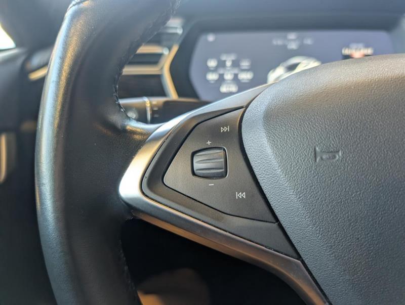 tesla Model S 2016 - 11