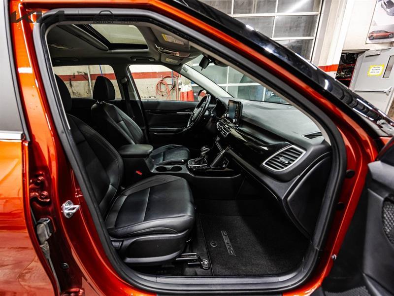 2022 Kia Seltos - Image 18