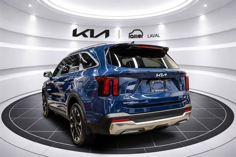 2025 Kia Sorento - Image 8