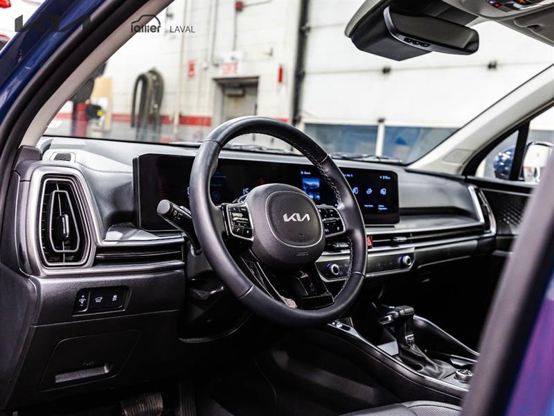 2025 Kia Sorento - Image 17