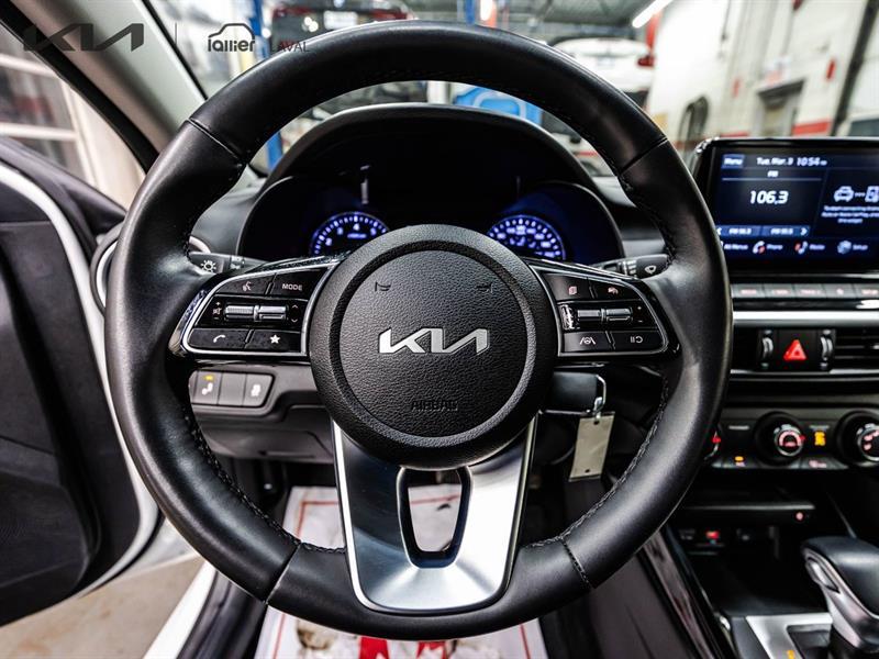 2024 Kia Forte - Image 18