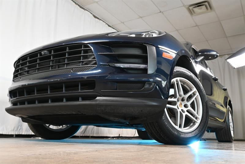 2020 Porsche Macan - Image 6