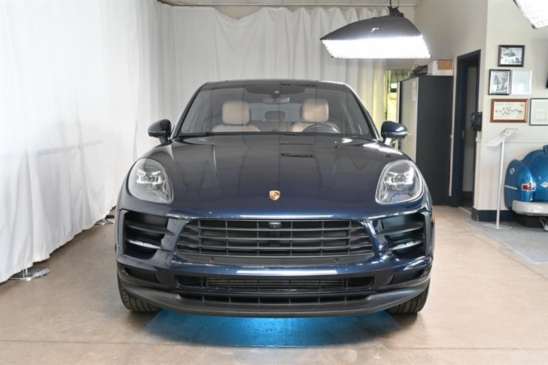 2020 Porsche Macan - Image 35