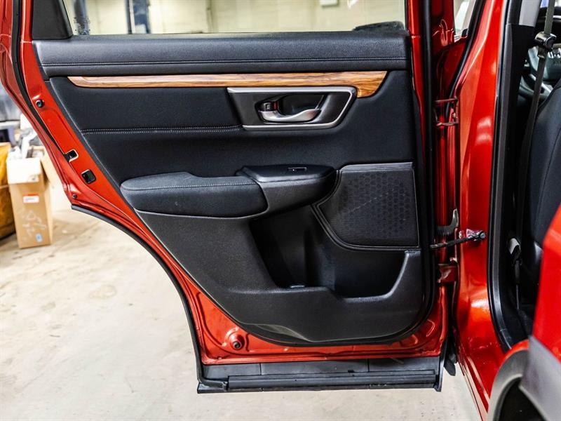 2018 Honda CR-V - Image 12