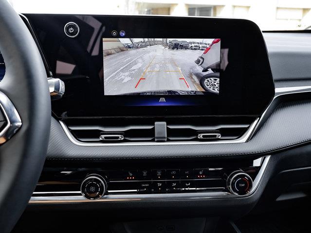 Chevrolet Equinox 24