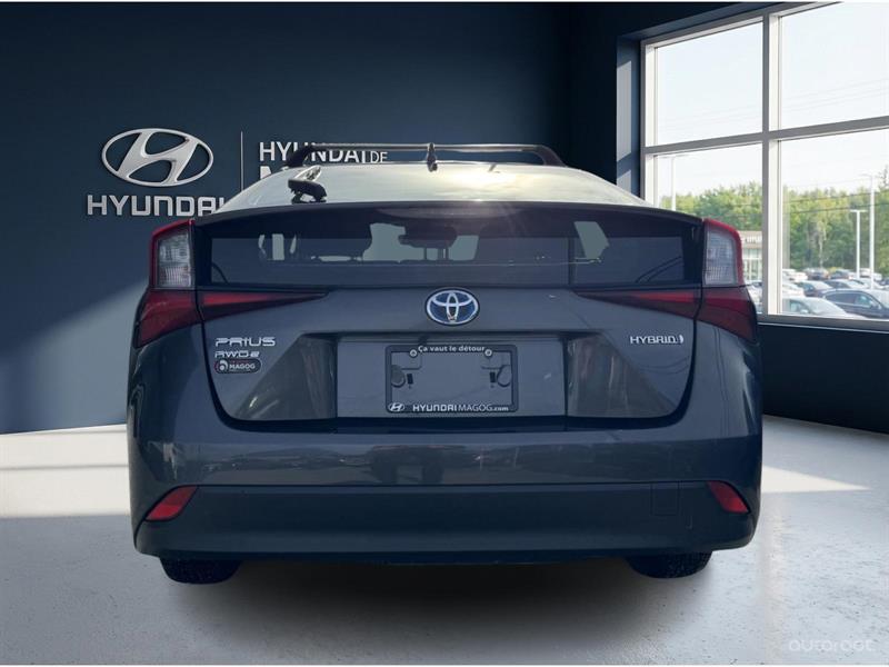 toyota Prius 2019 - 3