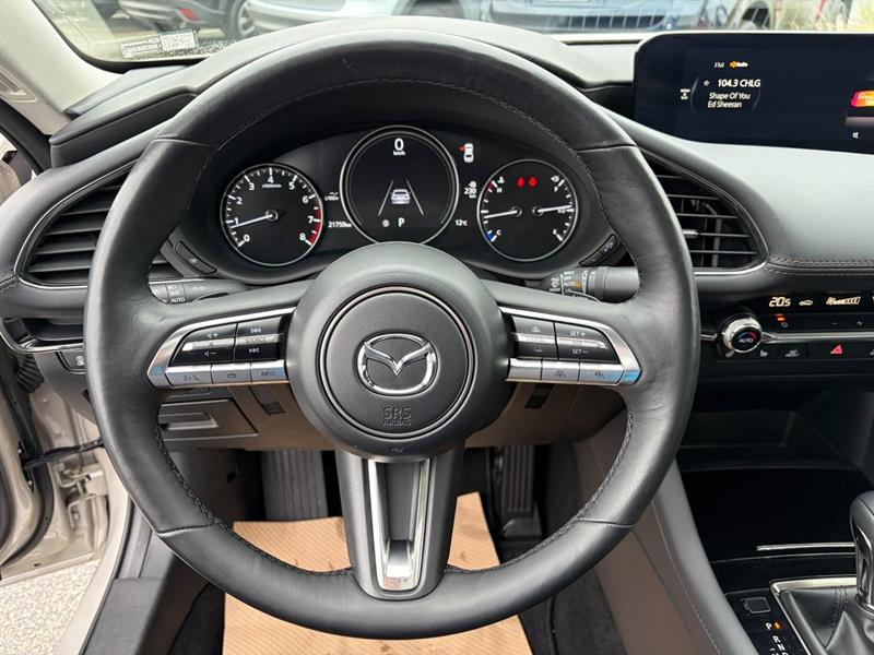 mazda Mazda3 2023 - 16