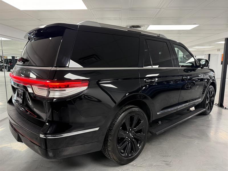 lincoln Navigator 2022 - 11