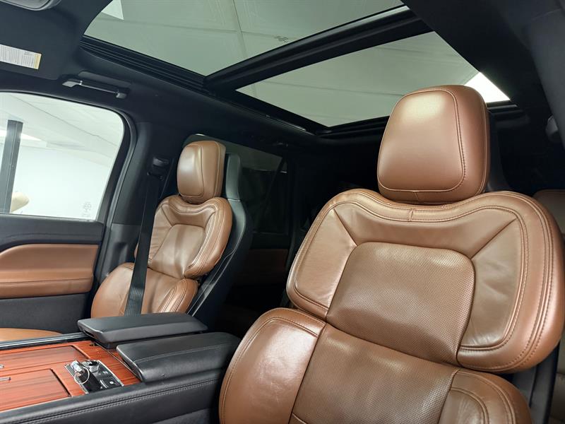 lincoln Navigator 2022 - 14