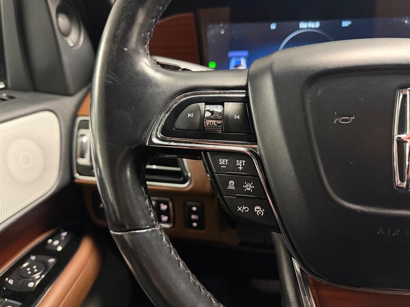 lincoln Navigator 2022 - 19