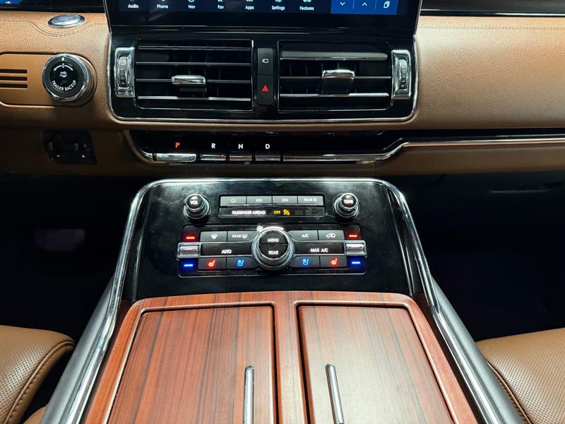 lincoln Navigator 2022 - 22