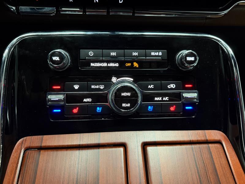 lincoln Navigator 2022 - 31