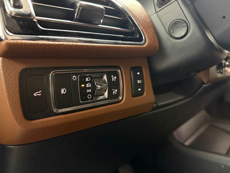 lincoln Navigator 2022 - 37