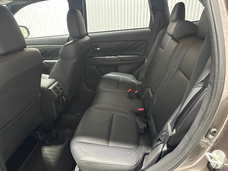 mitsubishi Outlander PHEV 2020 - 14