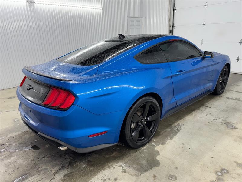 ford Mustang 2021 - 4