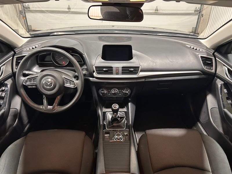 mazda Mazda3 2018 - 13