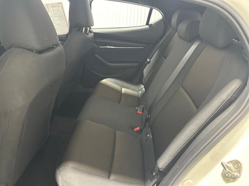 mazda Mazda3 Sport 2022 - 10