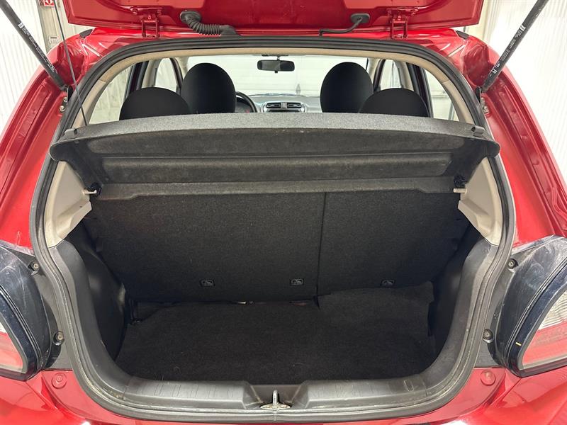 mitsubishi Mirage 2022 - 14