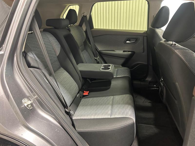 nissan Rogue 2023 - 18