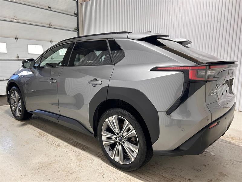 2023 Subaru Solterra - Image 11