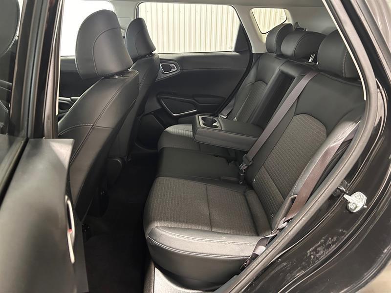 2022 Kia Soul - Image 13