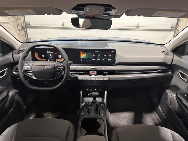 2025 Kia K4 - Image 15