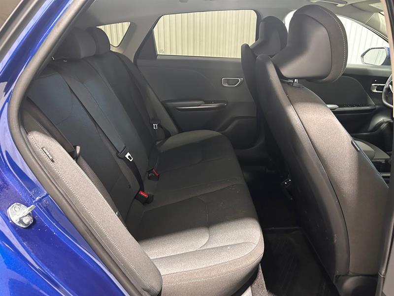 2025 Kia K4 - Image 18