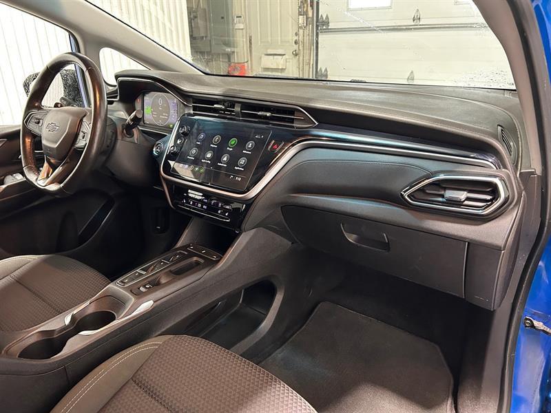 2023 Chevrolet Bolt - Image 19