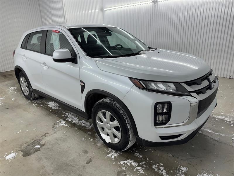 2022 Mitsubishi RVR - Image 2