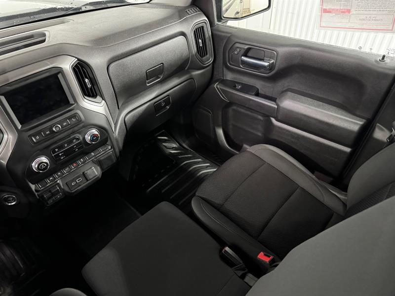 2023 Gmc Sierra 1500 - Image 13