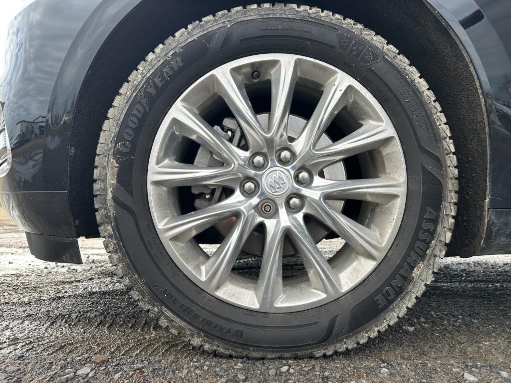 buick ENCLAVE PREMIUM AWD 2018 - 24
