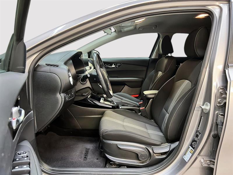 kia Forte 2022 - 7