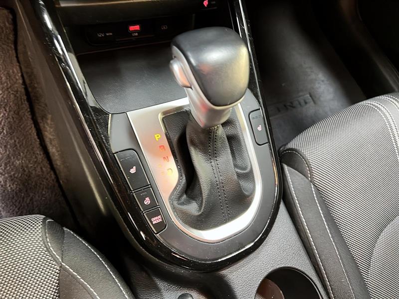 kia Forte 2022 - 13