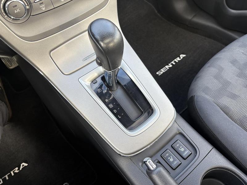 nissan Sentra 2013 - 19