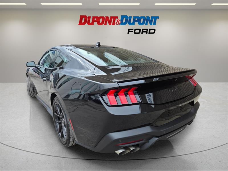 ford Mustang 2025 - 3